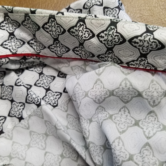 Equilibrium long sleeve button down shirt. Size L - Picture 9 of 9